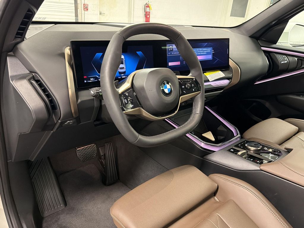 صورة 4 لـ 2025 BMW X3 30 XDRIVE