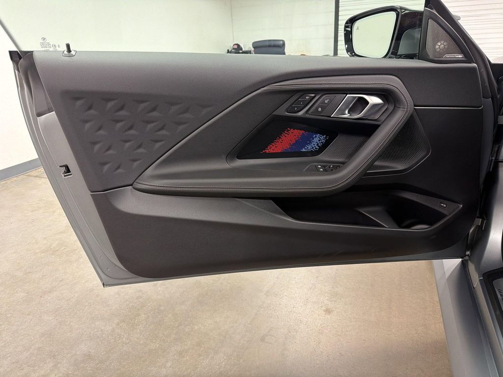 صورة مصغرة 16 لـ 2026 BMW M2 BASE