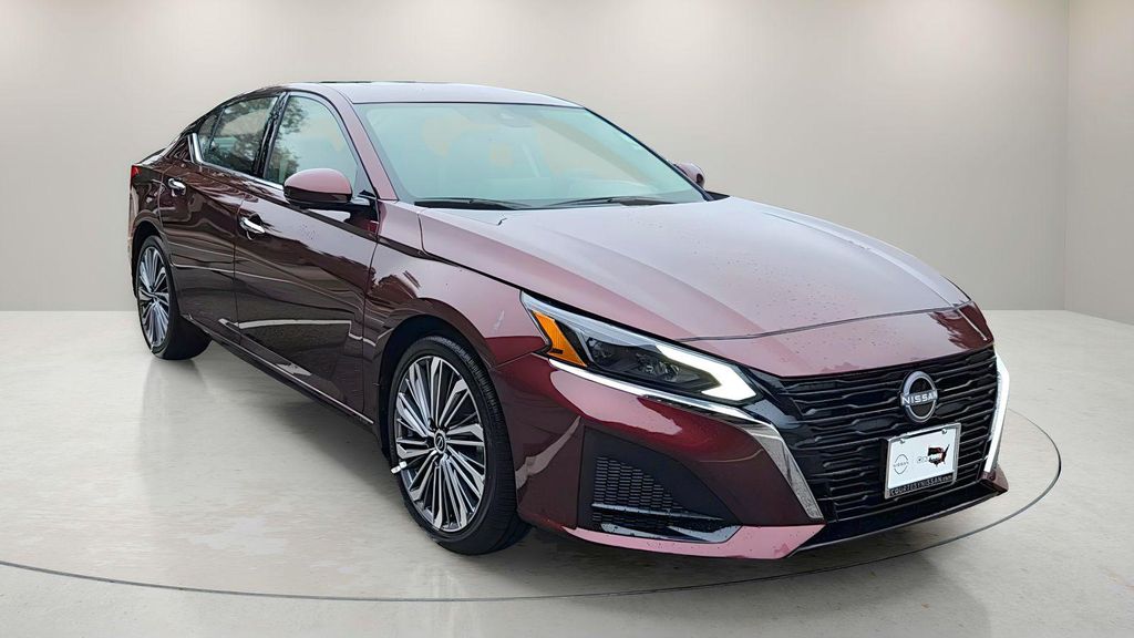 New 2025 Nissan Altima 2.5 SL