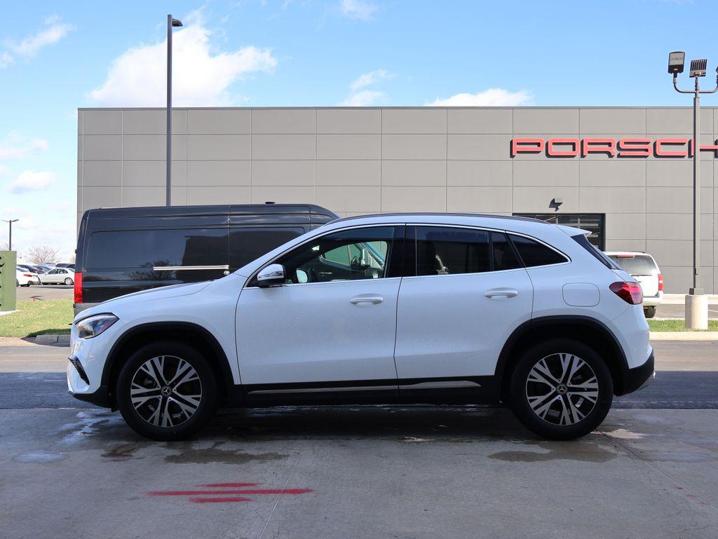 MERCEDES-BENZ GLA-CLASS - 4