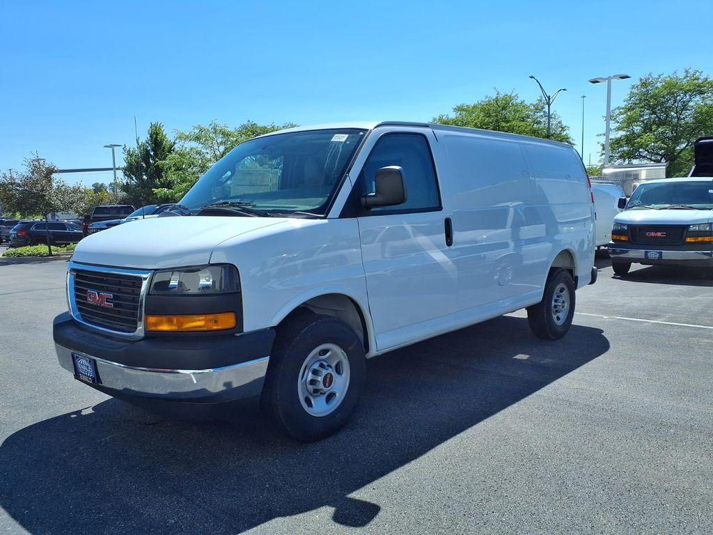 New 2026 GMC Savana 3500 Work Van