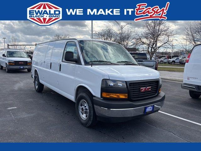 New 2026 GMC Savana 3500 Work Van