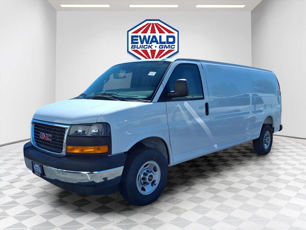 New 2026 GMC Savana 3500 Work Van