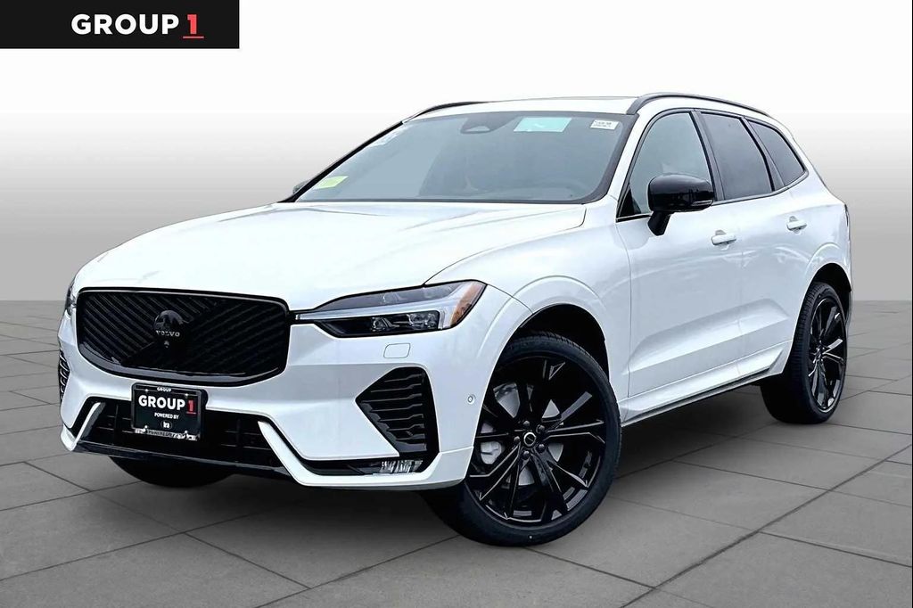 New 2026 Volvo XC60 B5 Ultra Black Edition