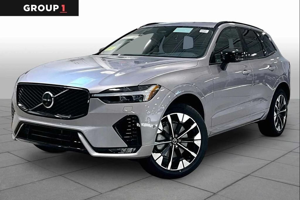 New 2026 Volvo XC60 B5 Plus