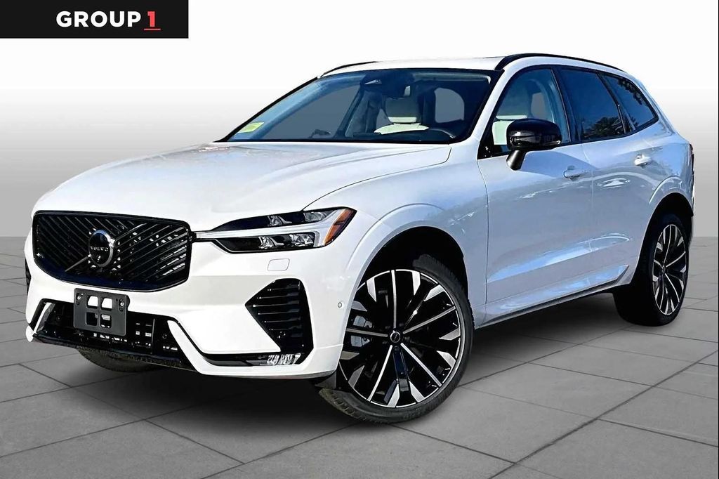 New 2026 Volvo XC60 B5 Ultra