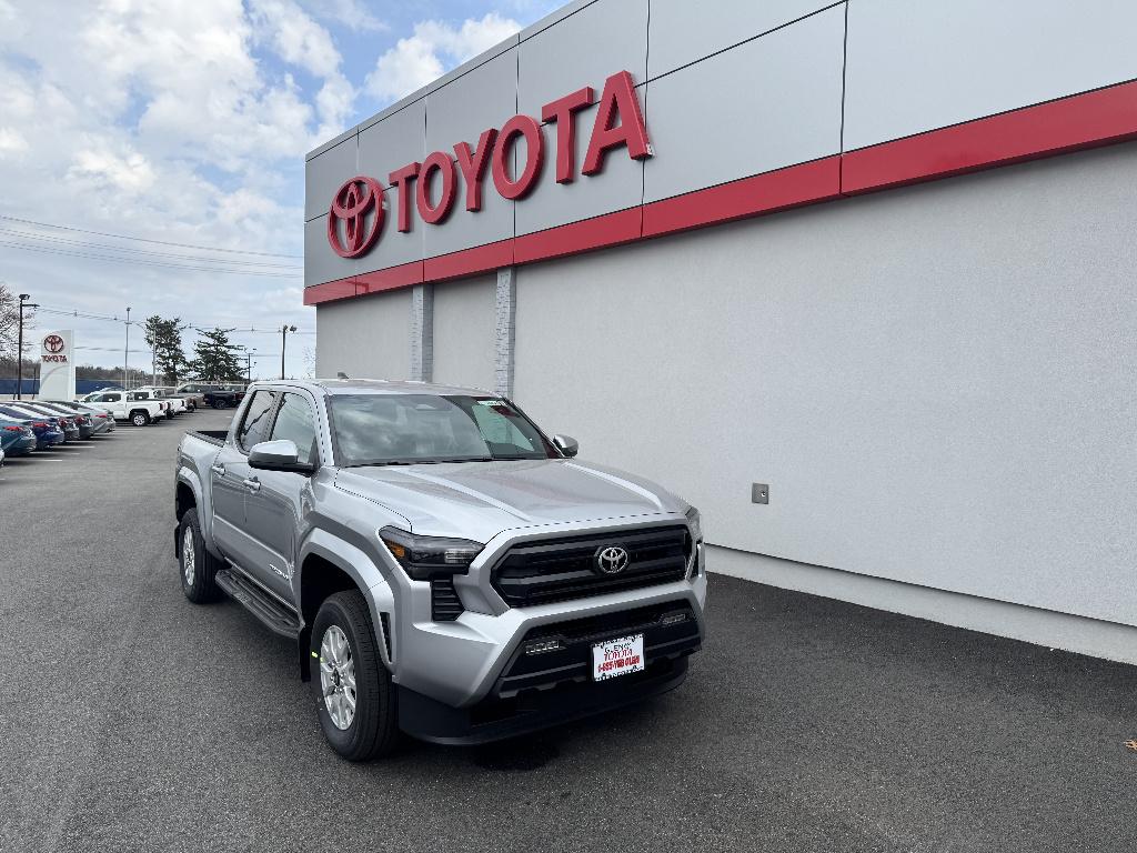 New 2026 Toyota Tacoma SR5