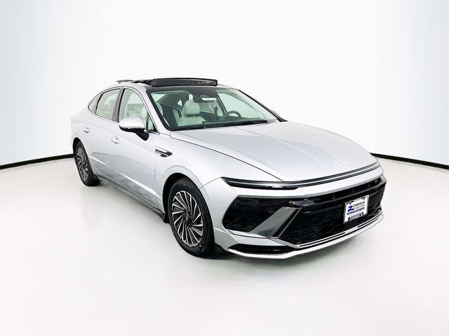 New 2026 Hyundai SONATA Hybrid SE