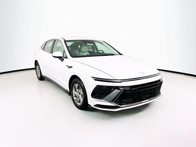 New 2026 Hyundai SONATA SE