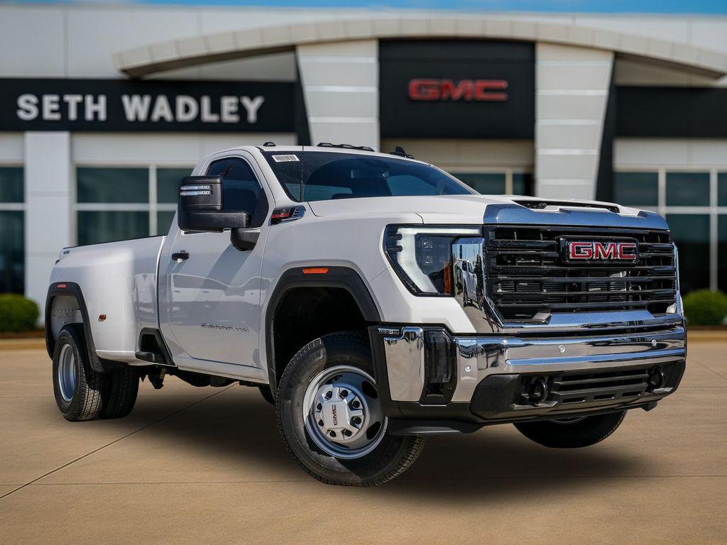 New 2026 GMC Sierra 3500 Base