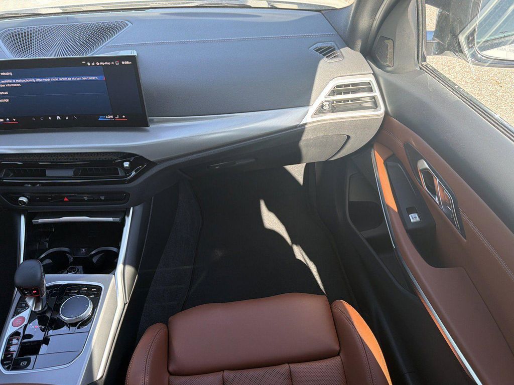 صورة مصغرة 18 لـ 2026 BMW M3 COMPETITION XDRIVE