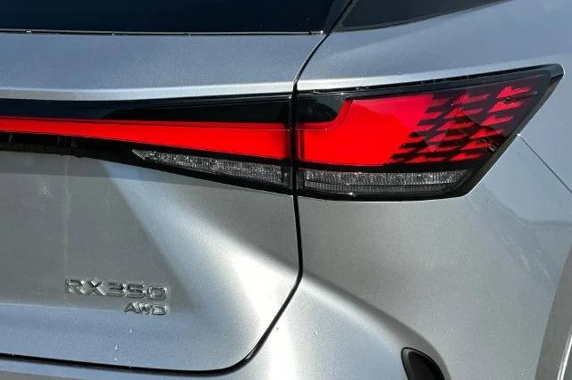 صورة مصغرة 34 لـ 2026 Lexus RX 350 PREMIUM
