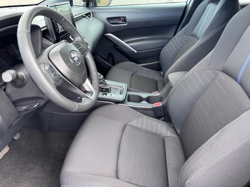 2026 Toyota COROLLA CROSS HYBRID SE 缩略图 17