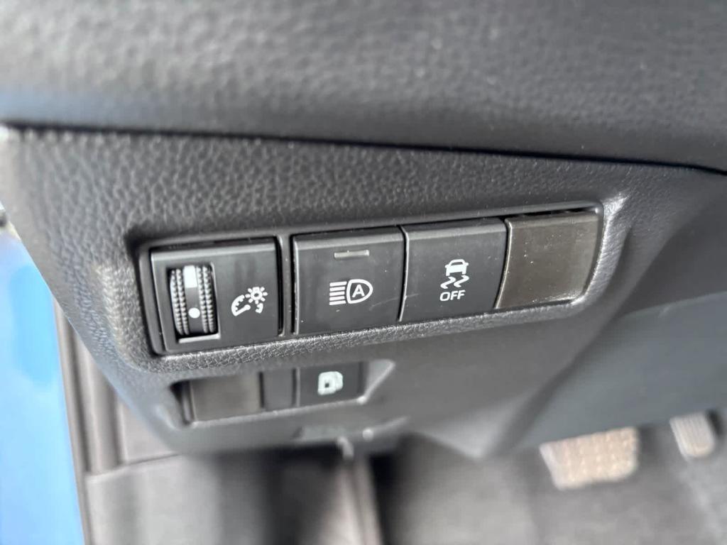 2026 Toyota COROLLA CROSS HYBRID SE 缩略图 22