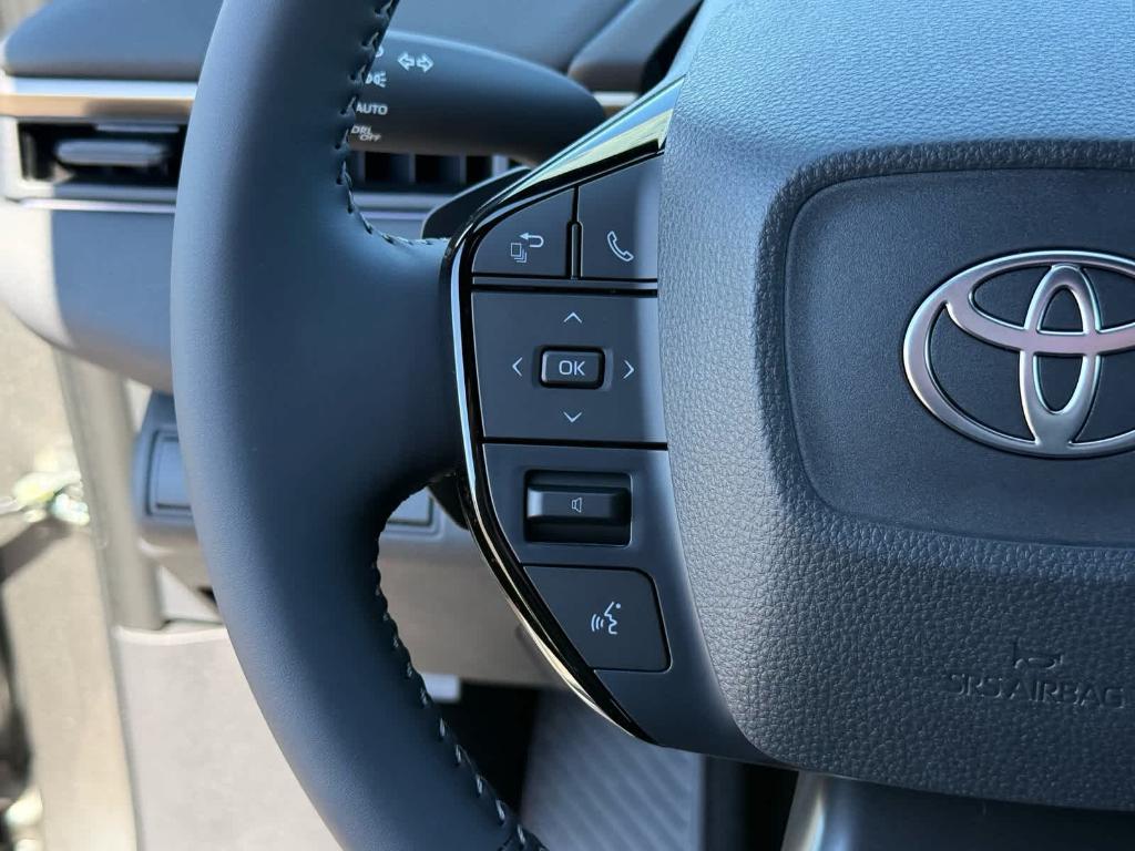 2027 Toyota BZ XLE — миниатюра 15