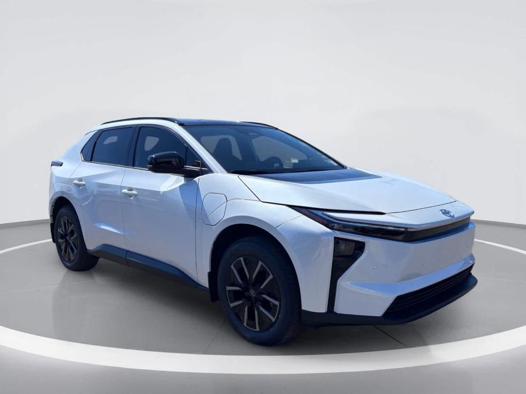 2027 Toyota BZ XLE photo 9