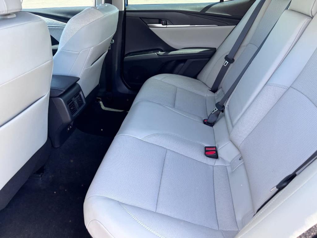 صورة مصغرة 14 لـ 2025 Toyota CAMRY XLE