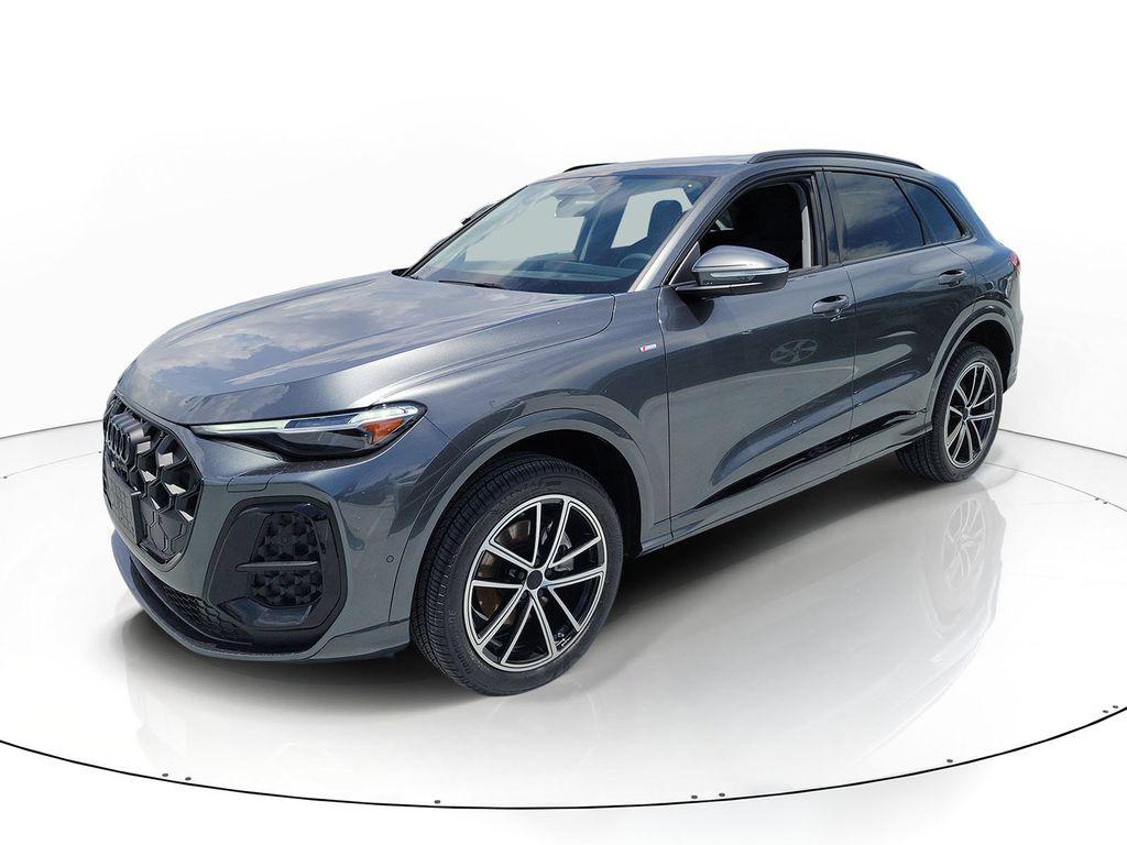 صورة 2 لـ 2026 AUDI Q5 PREMIUM PLUS TFSI QUATTRO S TRONIC