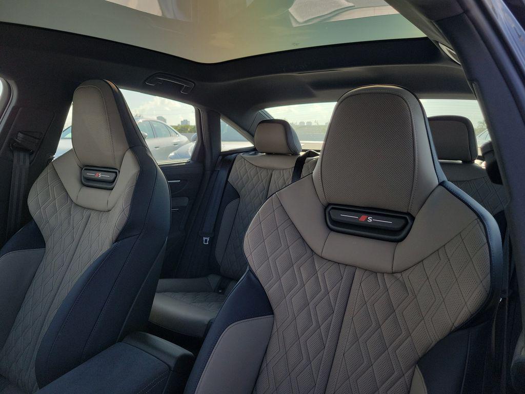 صورة مصغرة 16 لـ 2026 AUDI A6 PRESTIGE QUATTRO S TRONIC