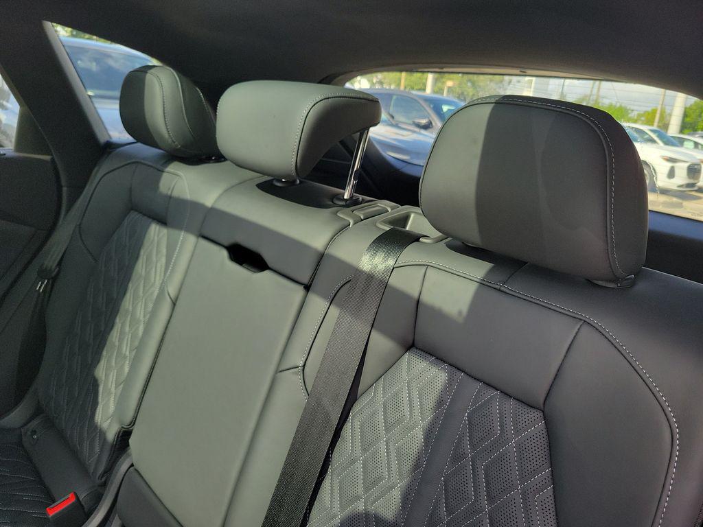 صورة مصغرة 26 لـ 2026 AUDI SQ5 3.0T PREMIUM PLUS
