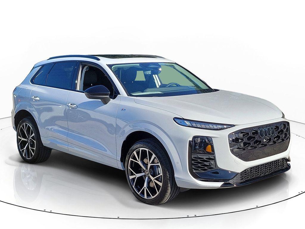 New 2026 Audi Q3 TFSI quattro S tronic