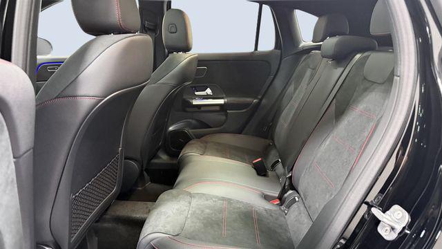 MERCEDES-BENZ GLA-CLASS - 8