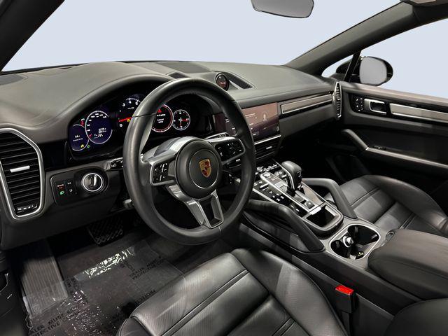PORSCHE CAYENNE - 9