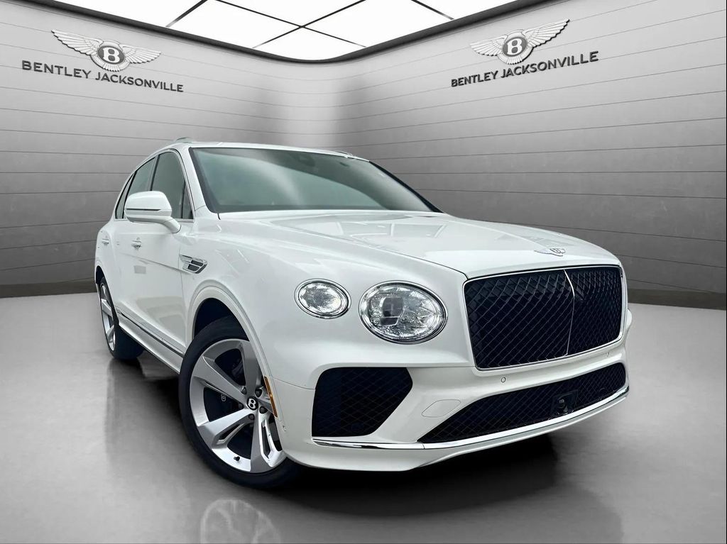 2025 BENTLEY BENTAYGA V8 photo 1