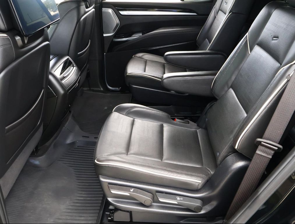 2025 Cadillac ESCALADE SPORT thumbnail 27