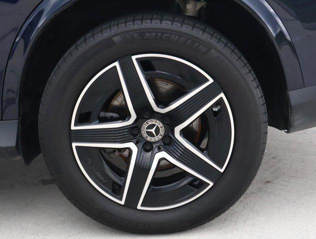 MERCEDES-BENZ GLC - 8