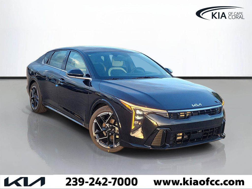 New 2026 Kia K4 GT-Line