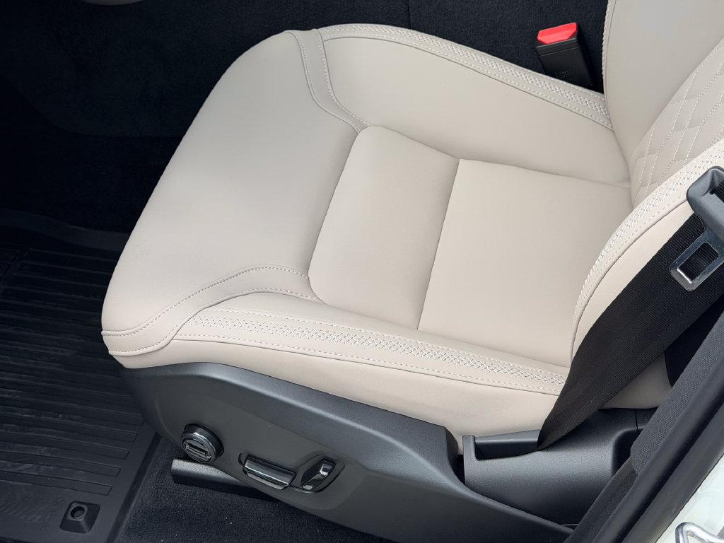 2026 Volvo XC60 B5 PLUS 缩略图 16