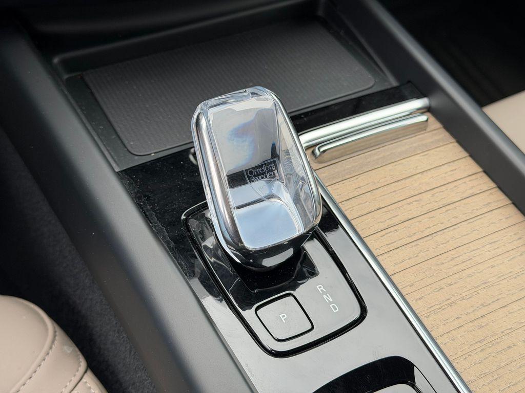 2026 Volvo XC60 B5 PLUS — миниатюра 26