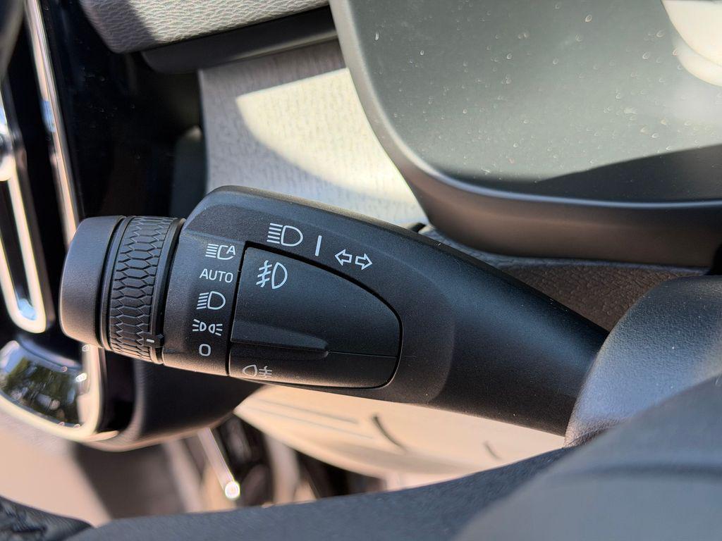 2026 Volvo XC40 B5 PLUS 缩略图 31