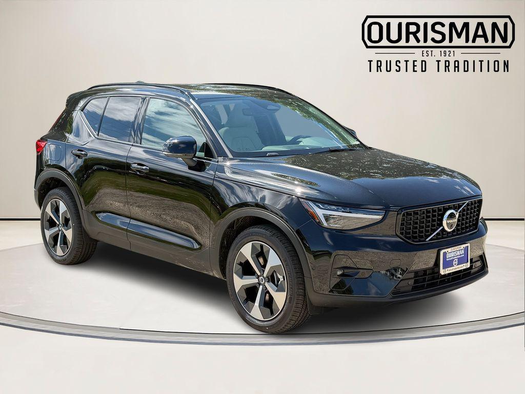 2026 Volvo XC40 B5 PLUS 照片 1