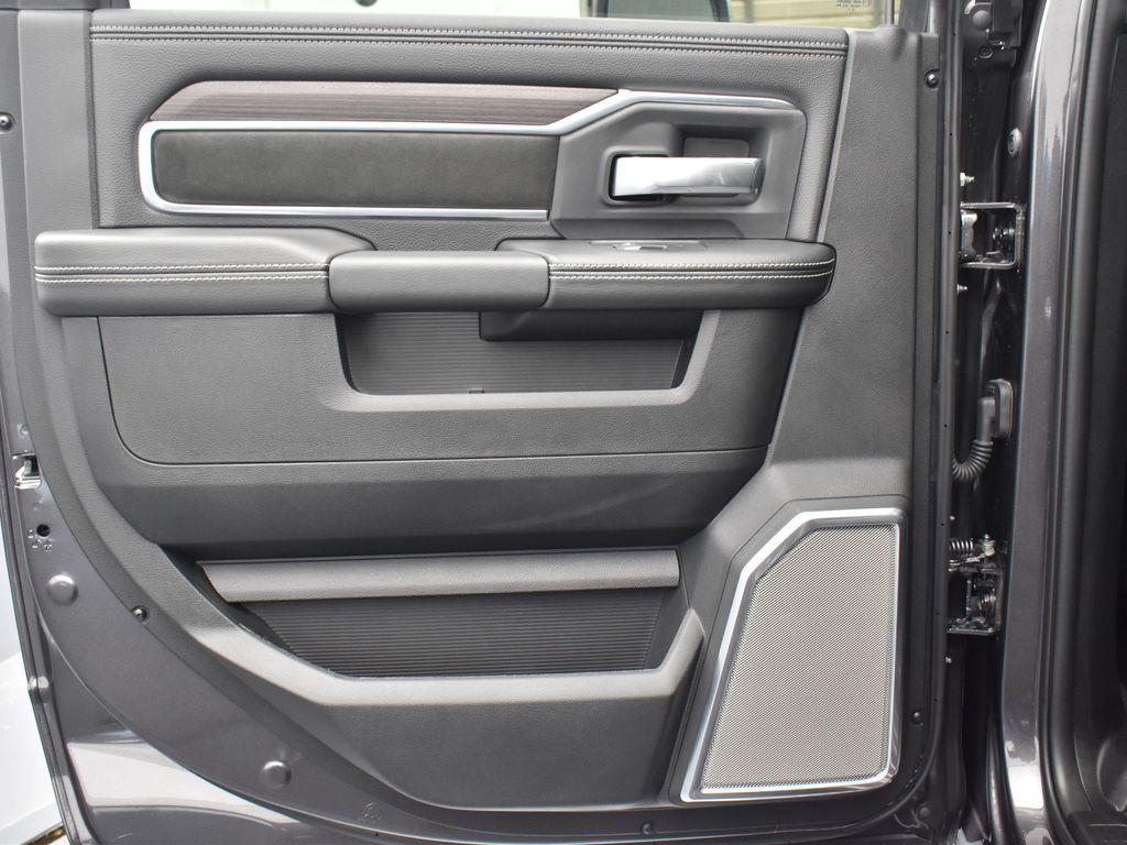 2025 RAM 2500 LARAMIE CREW CAB 4X4 6'4' BOX 缩略图 19