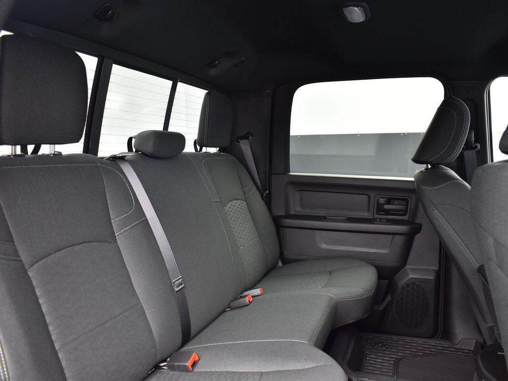 2026 RAM 2500 BLACK EXPRESS CREW CAB 4X4 6'4' BOX — миниатюра 25