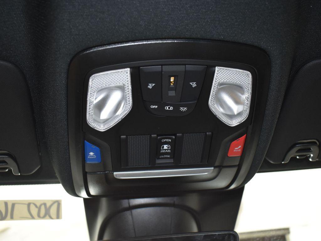 2026 RAM 2500 BLACK EXPRESS CREW CAB 4X4 6'4' BOX — миниатюра 19