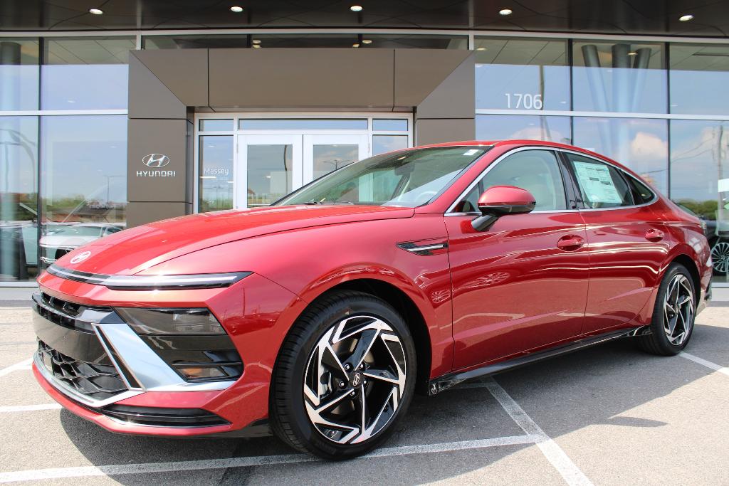 New 2026 Hyundai SONATA SEL Sport