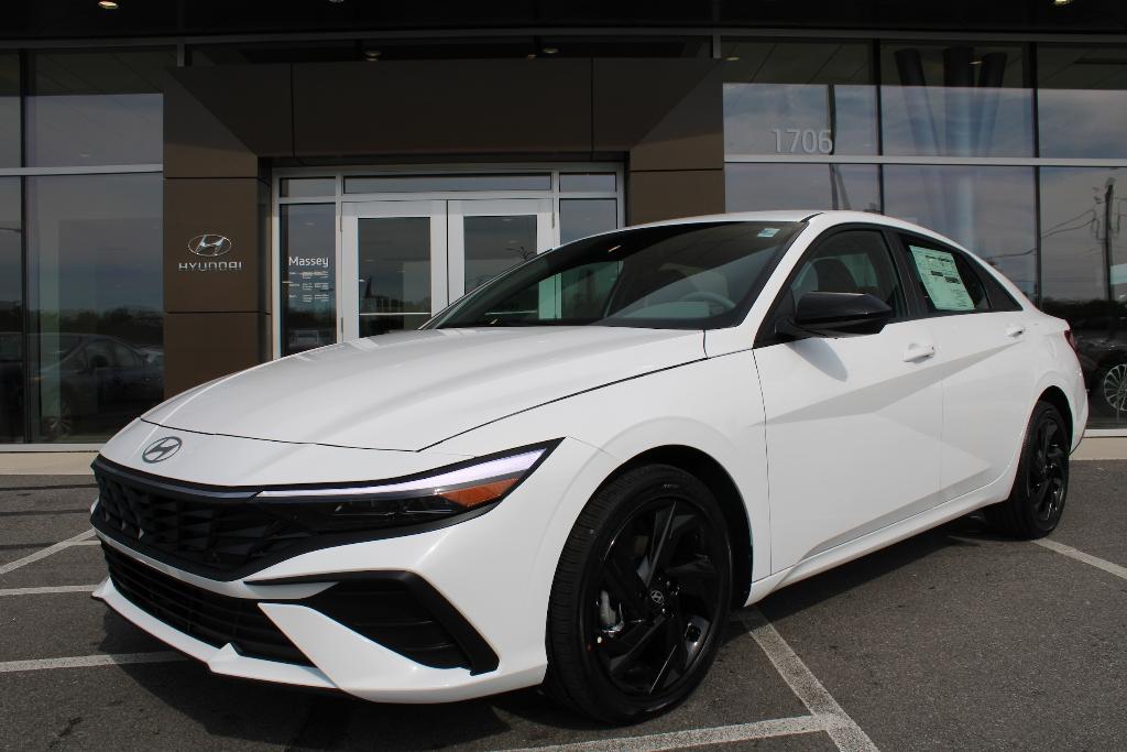 New 2026 Hyundai ELANTRA SEL Sport