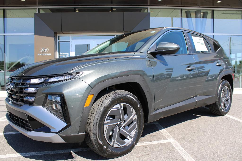 New 2026 Hyundai TUCSON Hybrid Blue SE