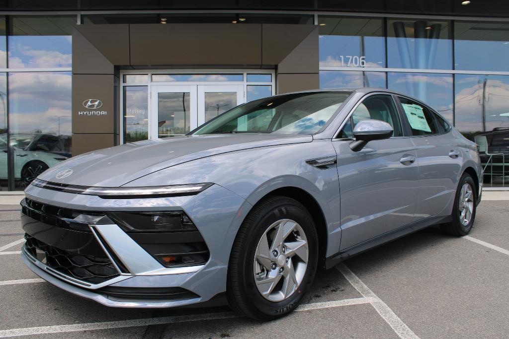 New 2026 Hyundai SONATA SE
