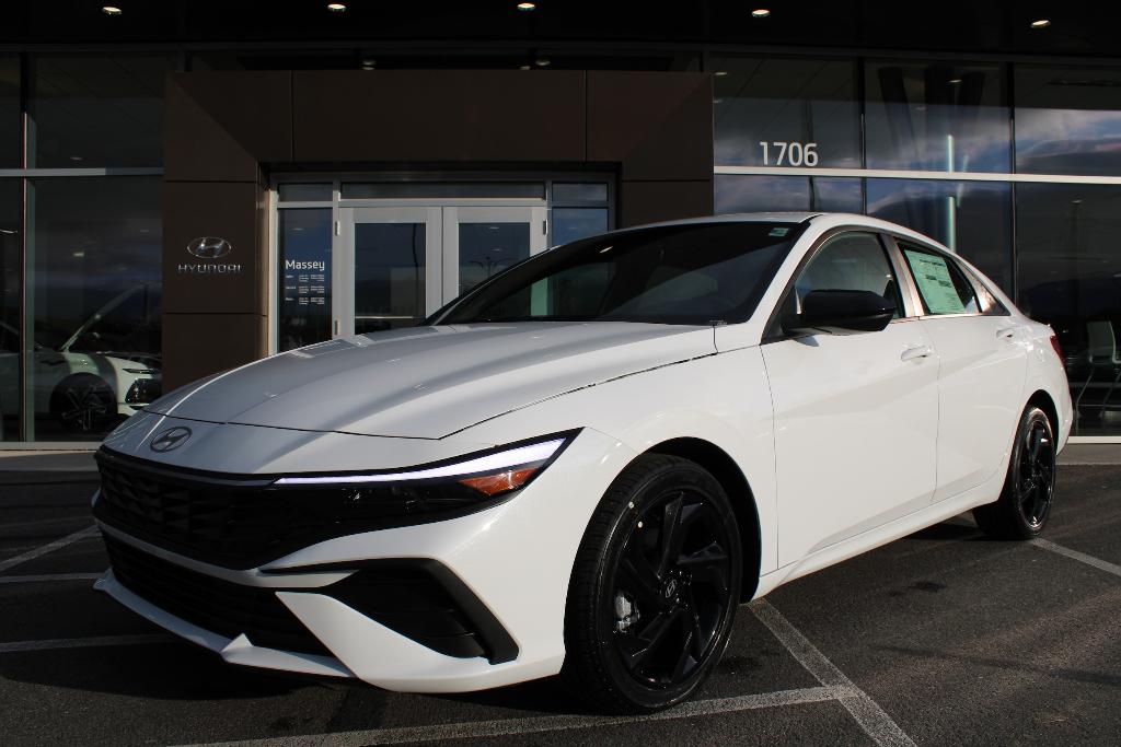 New 2026 Hyundai ELANTRA SEL Sport