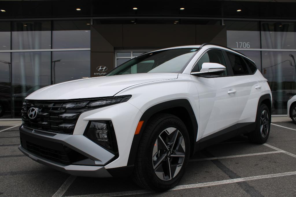 New 2026 Hyundai TUCSON SEL Premium