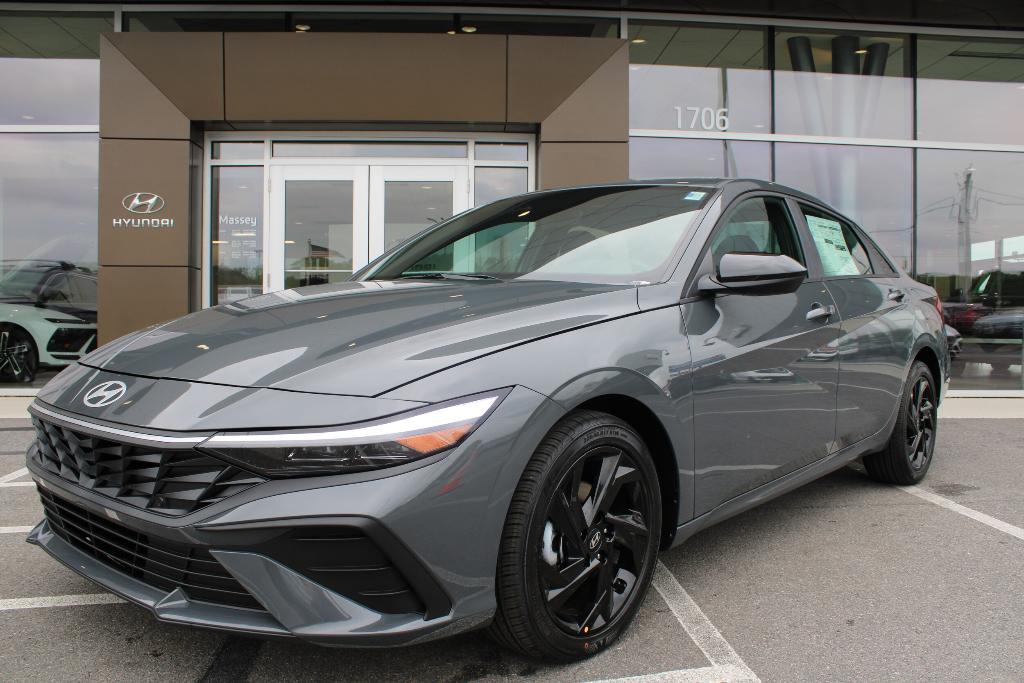 New 2026 Hyundai ELANTRA SEL Sport