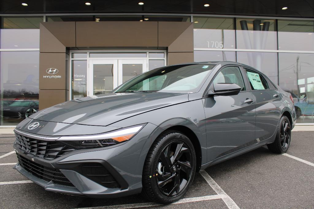 New 2026 Hyundai ELANTRA SEL Sport
