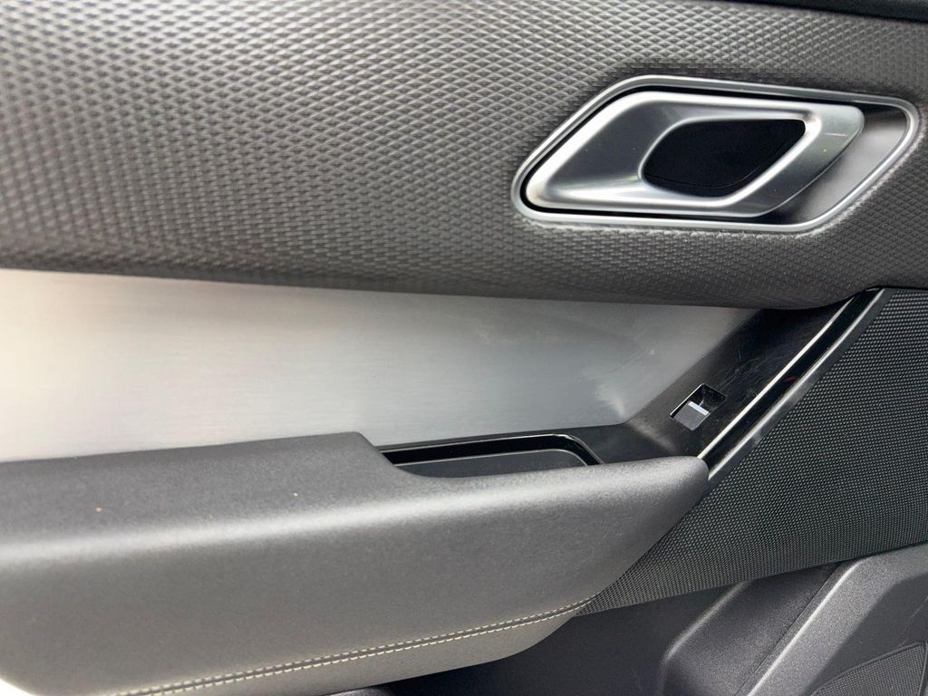 2023 LAND Rover RANGE ROVER VELAR P250 S R-DYNAMIC — миниатюра 40