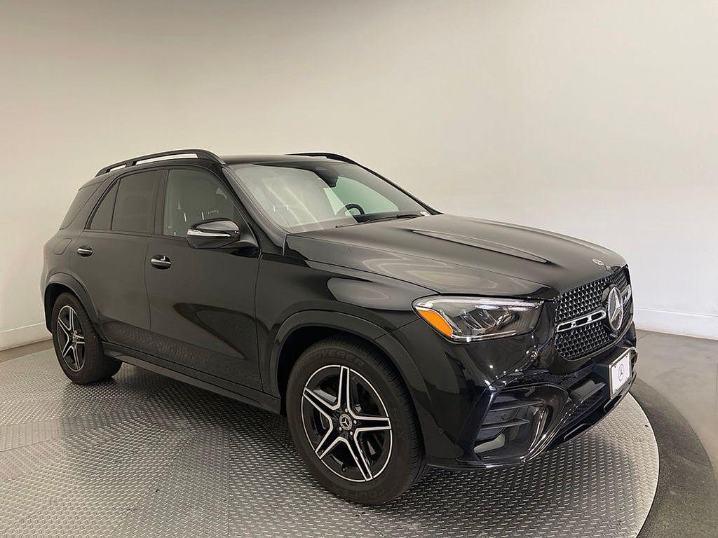 2026 Mercedes-BENZ GLE photo 3