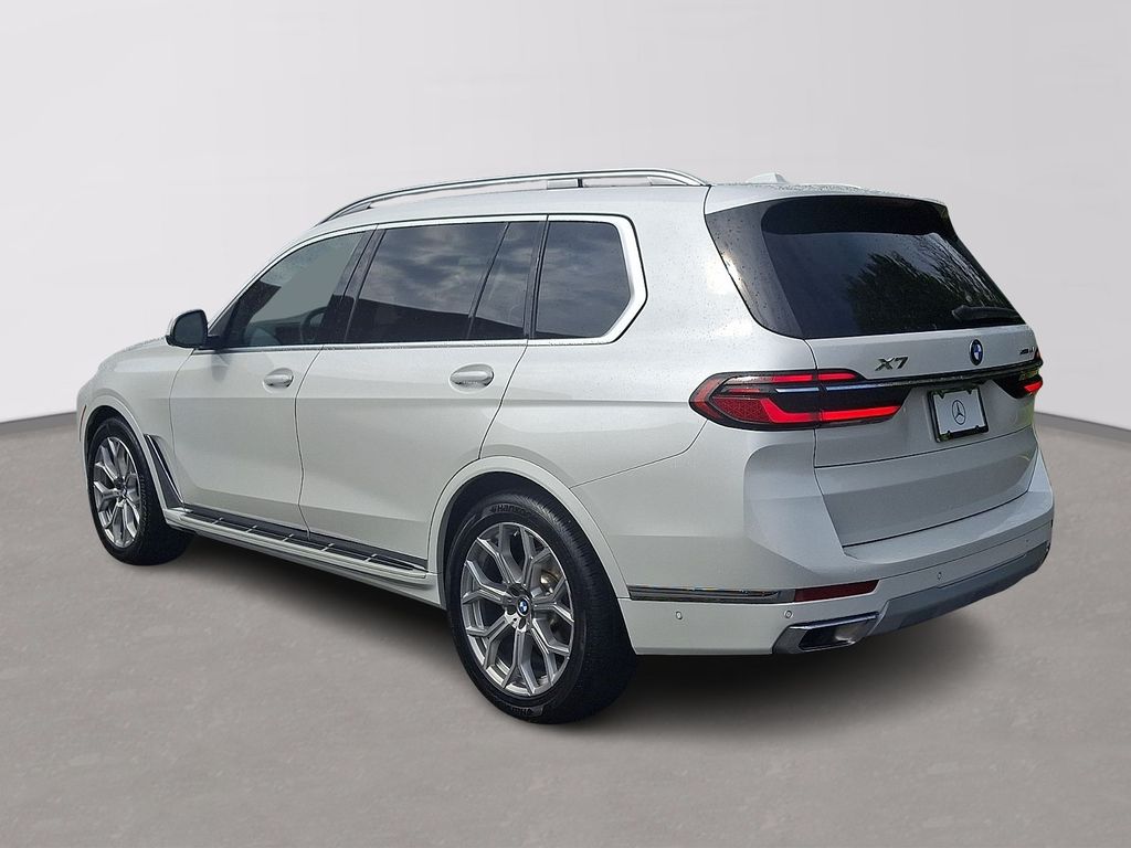 صورة 6 لـ 2025 BMW X7 XDRIVE40I