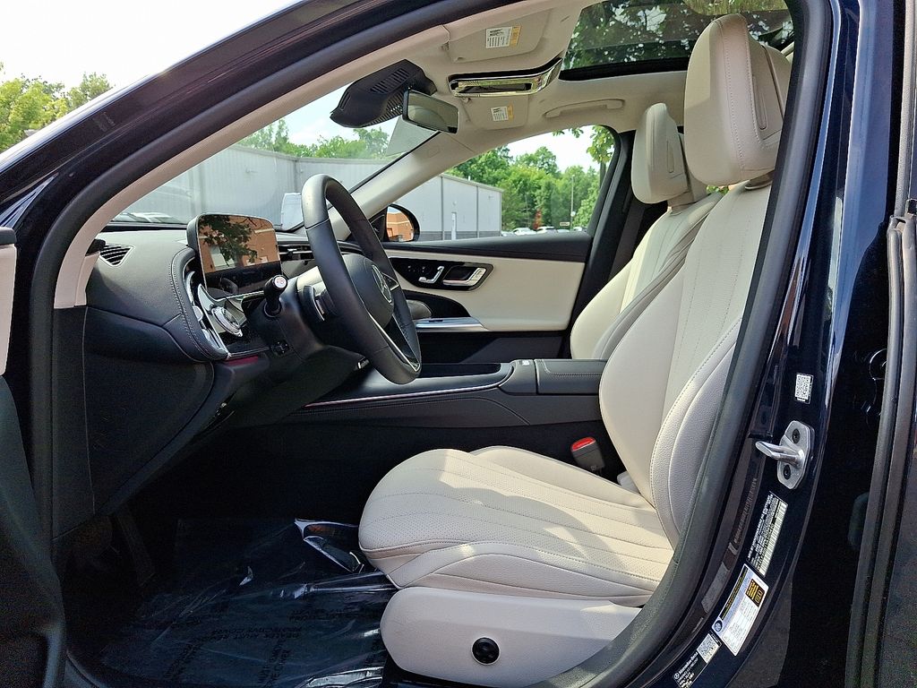 2026 Mercedes-BENZ E-CLASS 缩略图 13